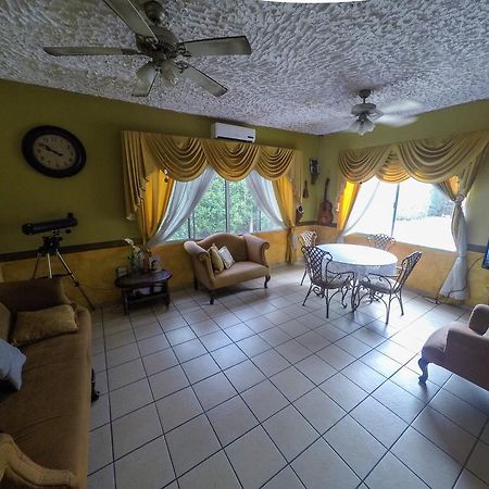 Hotel Casa Maria San Pedro Sula Kültér fotó
