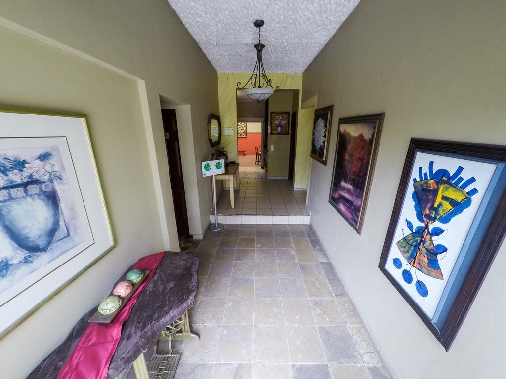Hotel Casa Maria San Pedro Sula Kültér fotó
