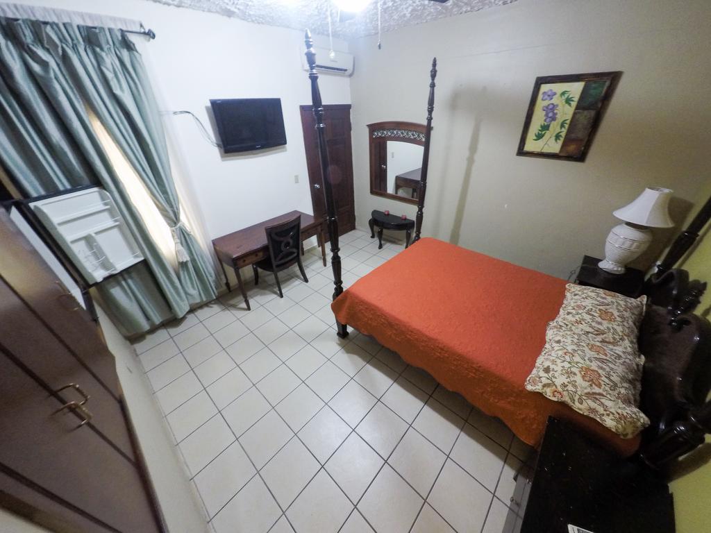 Hotel Casa Maria San Pedro Sula Kültér fotó
